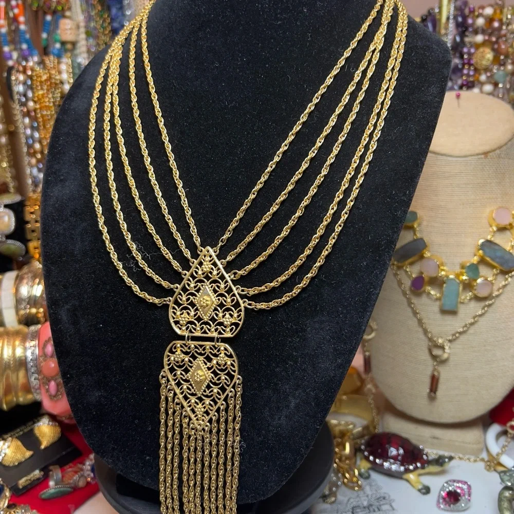 VTG~Goldette Festoon Necklace - Picture 3 of 5